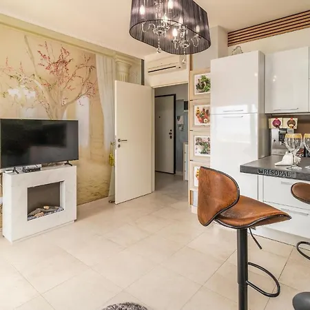 Amazing In With Wifi Apartment Crikvenica